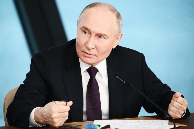 Le principali dichiarazioni di Vladimir Putin dalla sessione plenaria dello SPIEF