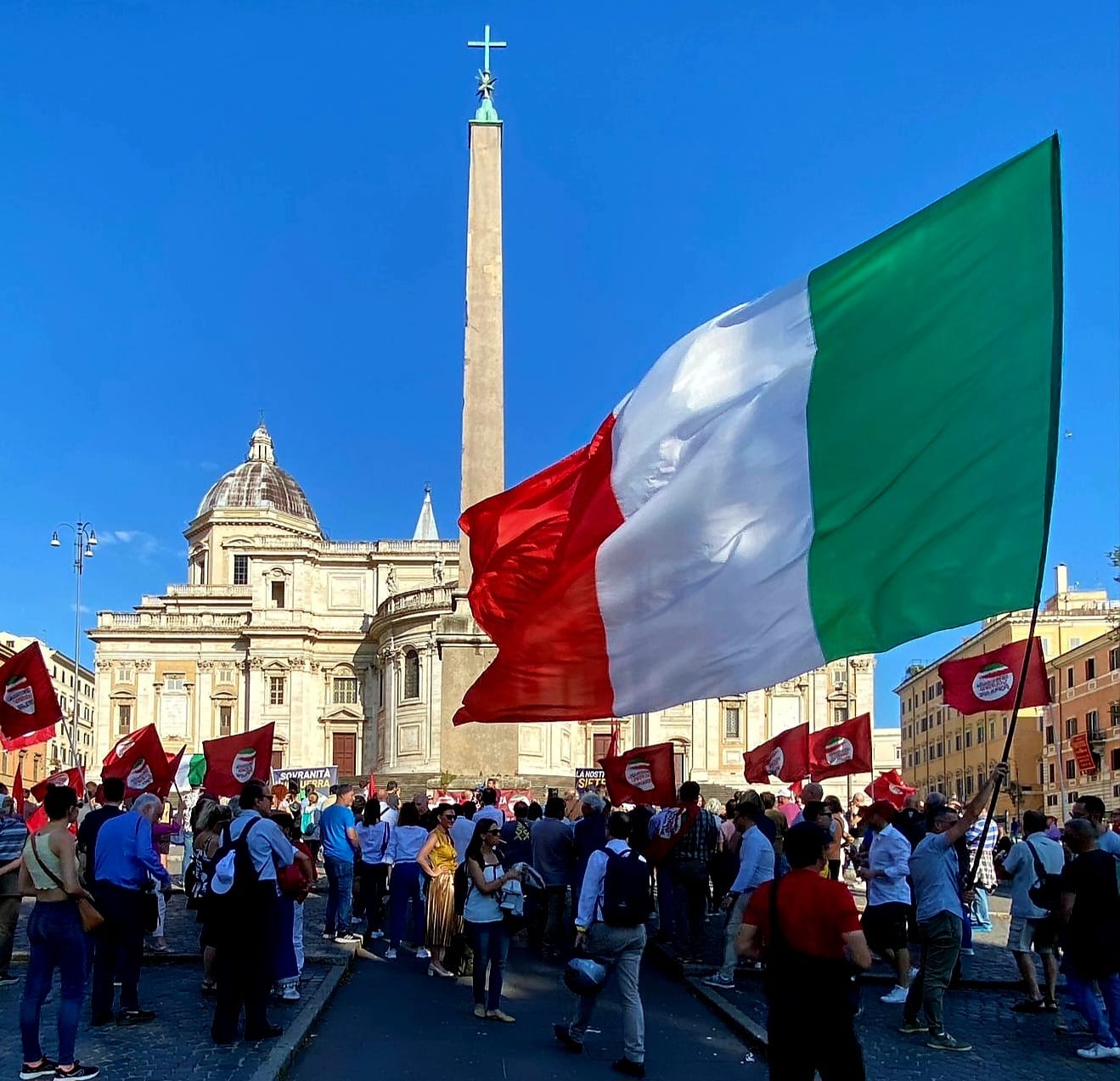 Politica. Militanti Politici. Lotta Politica. Tutto il resto è noia…