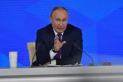 Ecco le prime dichiarazioni di Putin all’annuale conferenza con la stampa